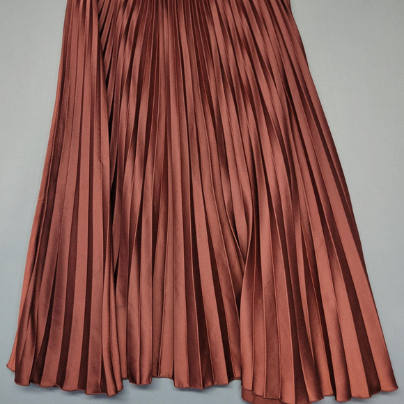 H&M Skirt Womens 12 Rust Brown Pleated Satin Midi Elastic Waist Accordion Flowy - Picture 4 of 10
